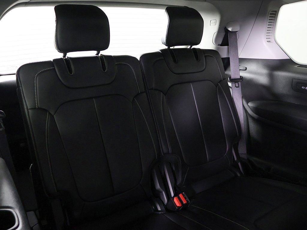 Used 2023 Jeep Grand Cherokee L Limited image 36