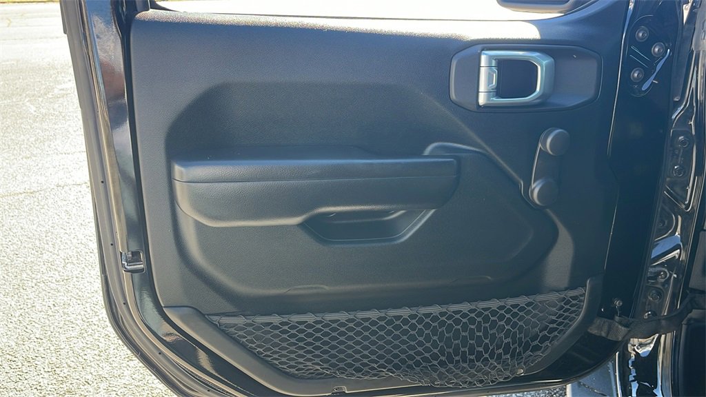 Used 2020 Jeep Wrangler Unlimited Sport image 16