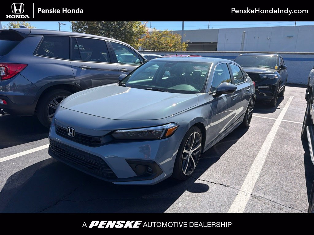 Used 2023 Honda Civic Touring image 1