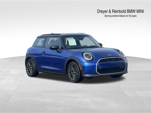 Used 2025 MINI Cooper S image 1