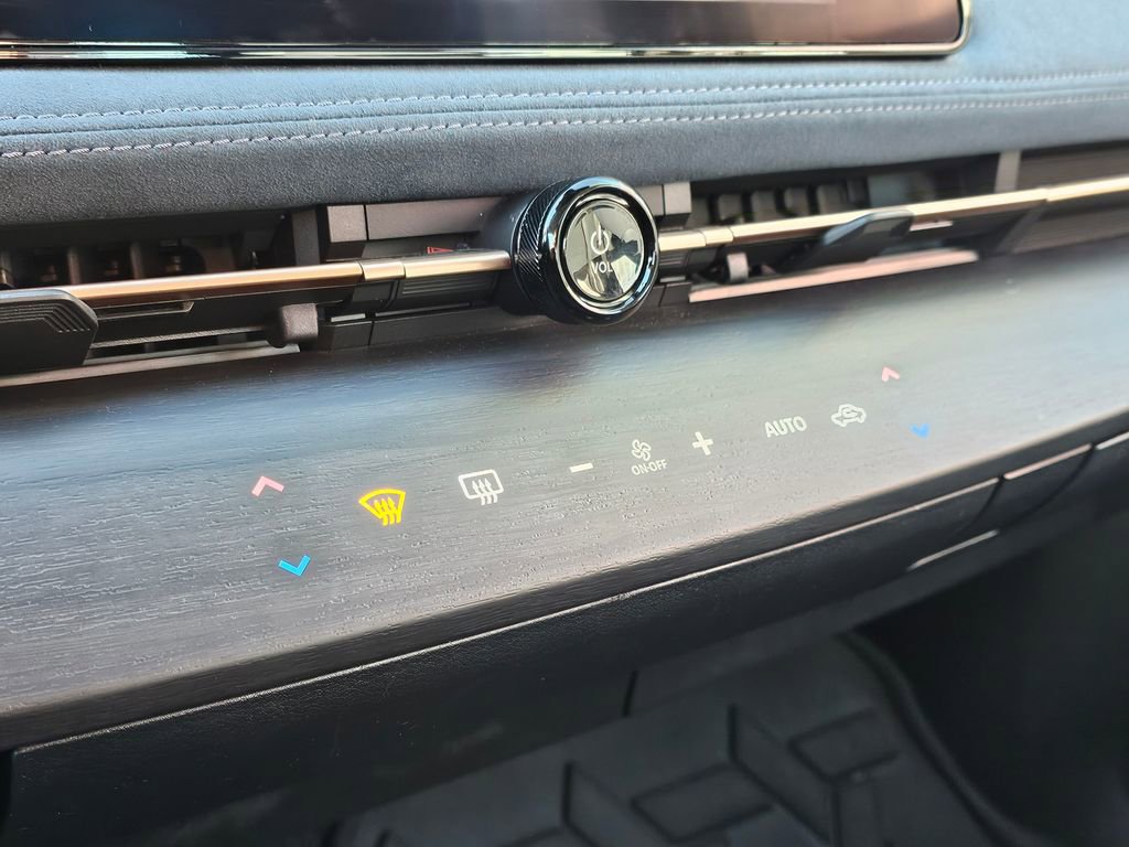 Certified 2023 Nissan Ariya image 25