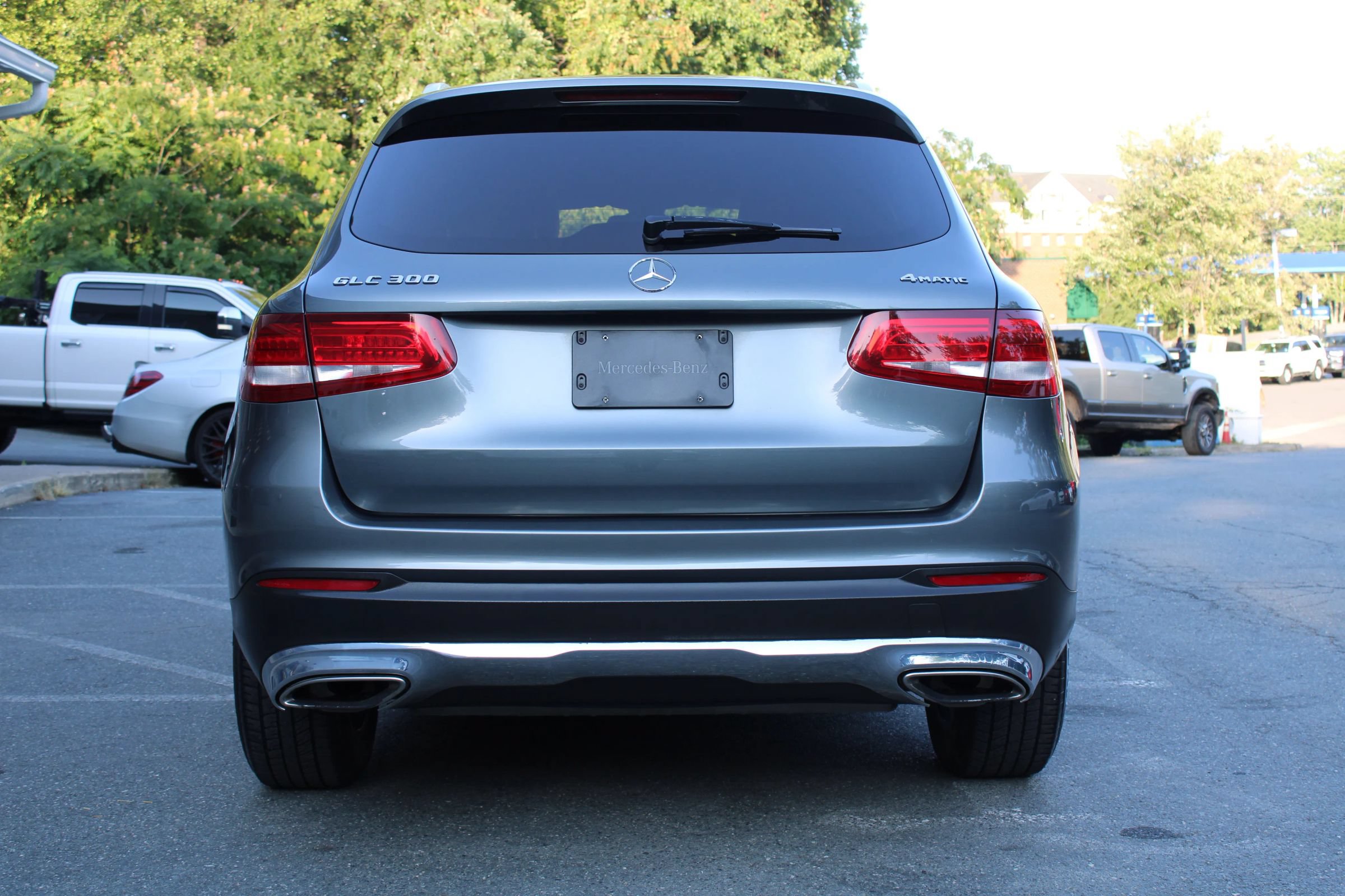 Used 2018 Mercedes-Benz GLC 300 4MATIC image 6