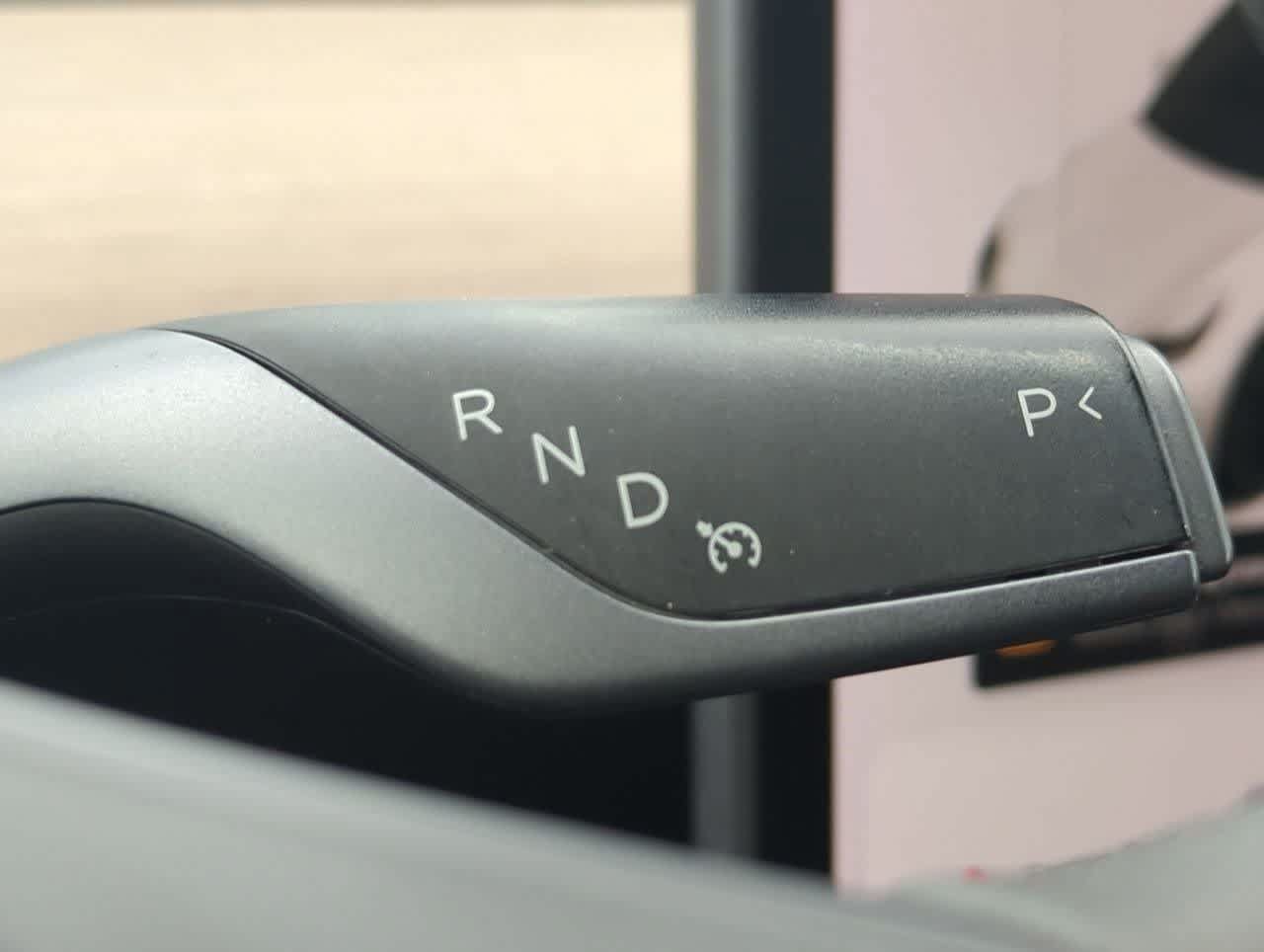 Used 2021 Tesla Model Y Long Range AWD/4WD image 30