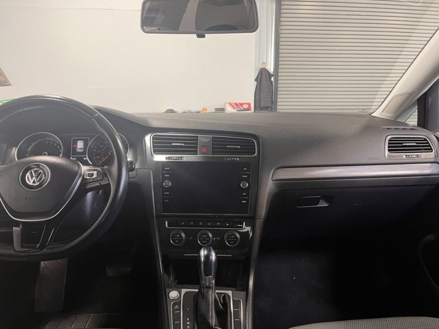 Used 2019 Volkswagen e-Golf SE w/ Driver Assistance Package image 20