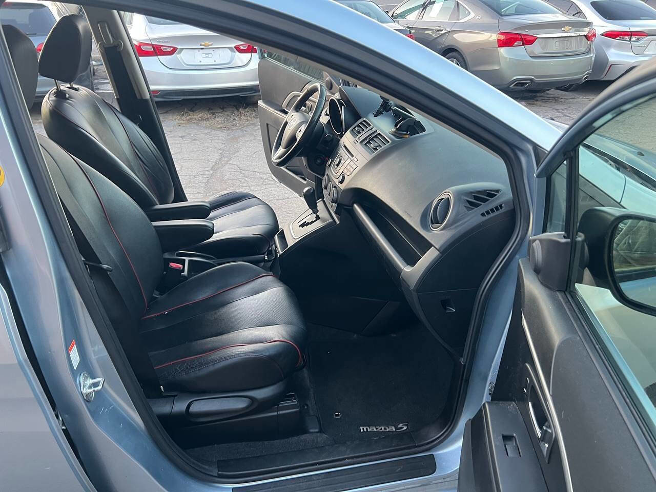 Used 2012 MAZDA MAZDA5 Grand Touring FWD image 18