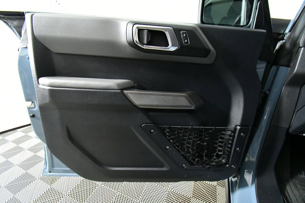 Used 2022 Ford Bronco Black Diamond image 21