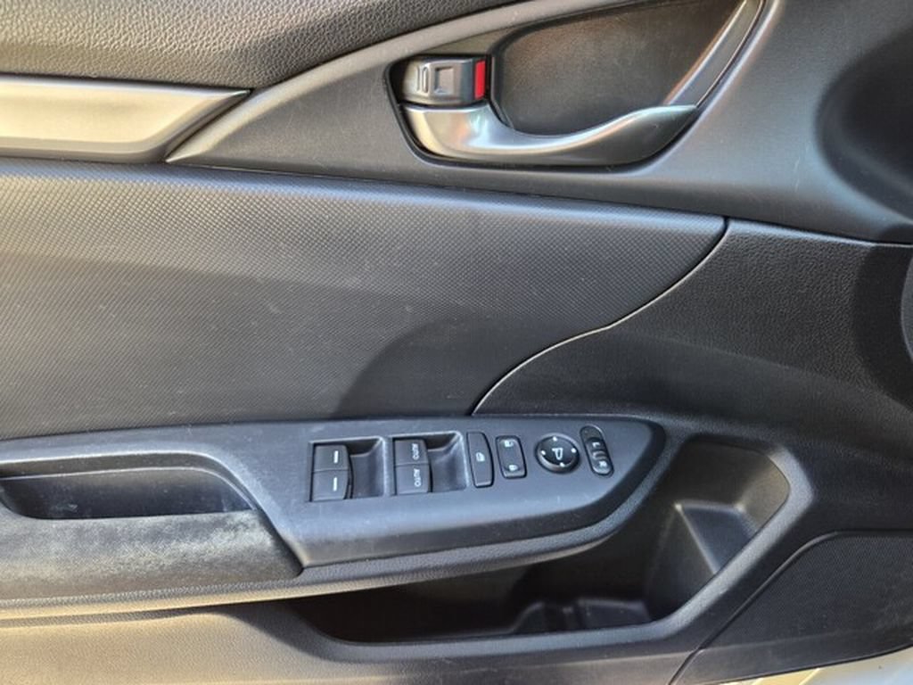 Used 2018 Honda Civic Sport image 29