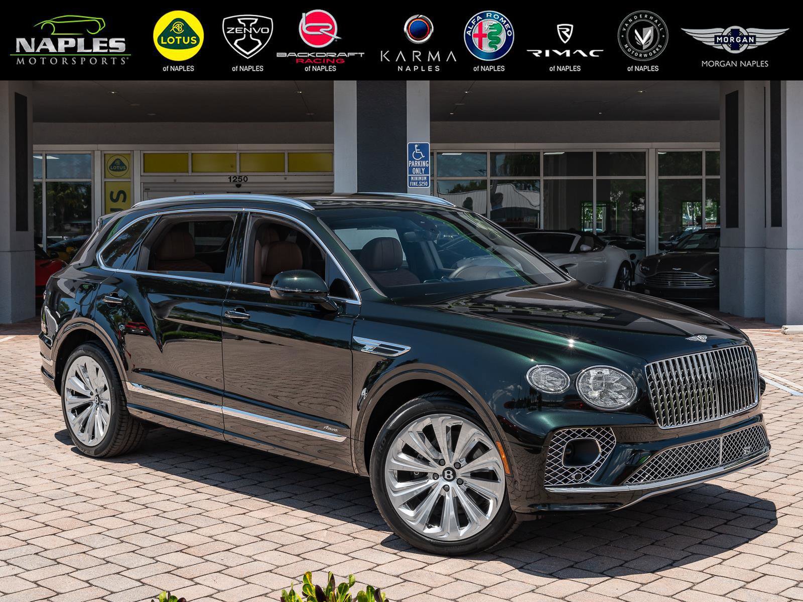 Used 2023 Bentley Bentayga Extended Wheelbase AWD/4WD image 1