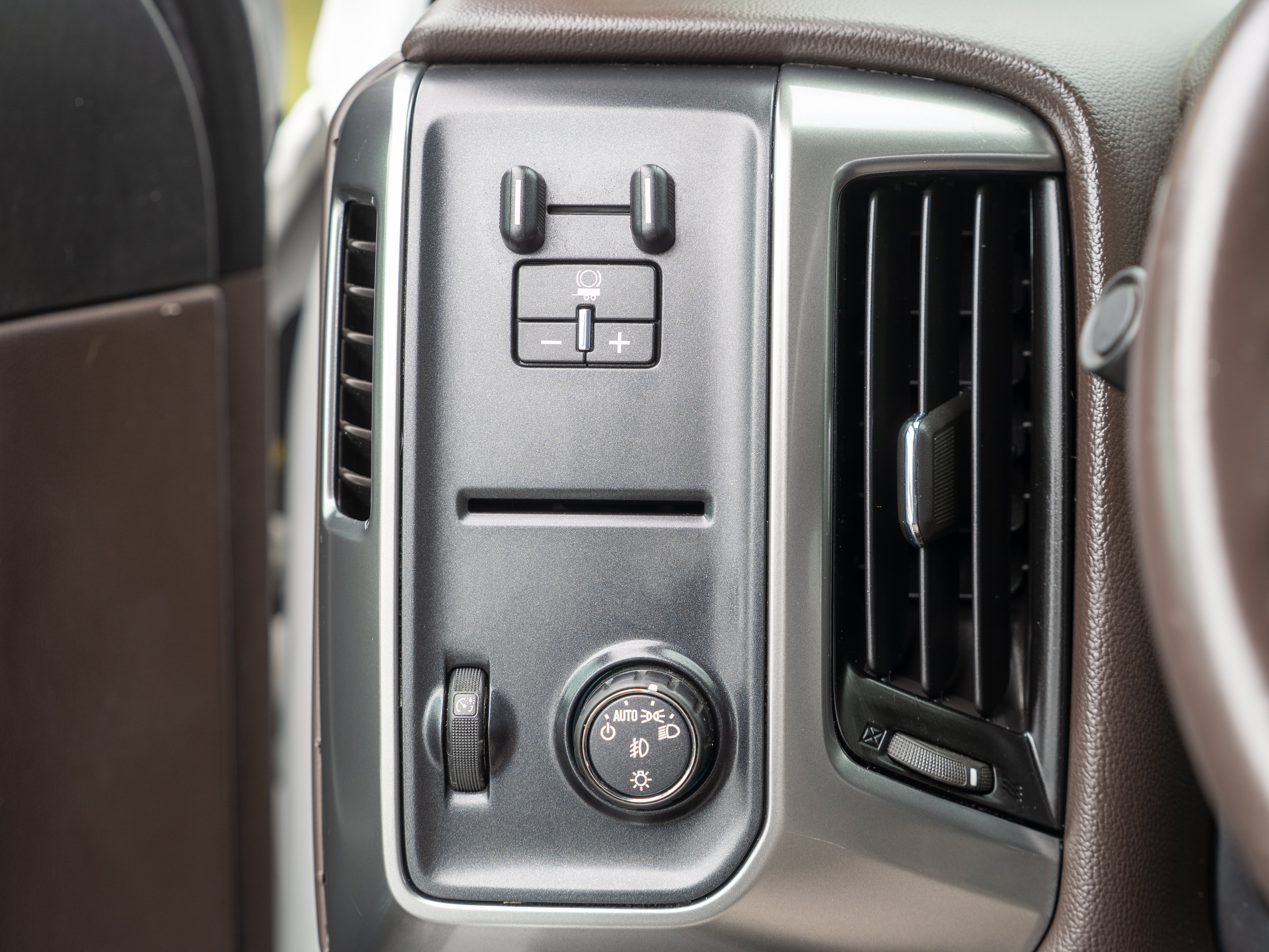 Used 2017 Chevrolet Silverado 1500 LT w/ All Star Edition RWD image 17