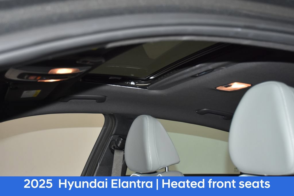 Used 2025 Hyundai Elantra Limited FWD image 29