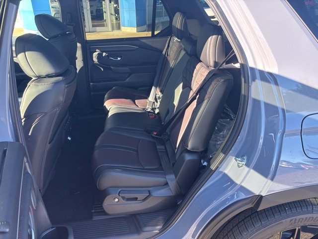 New 2026 Honda Pilot Black Edition image 12