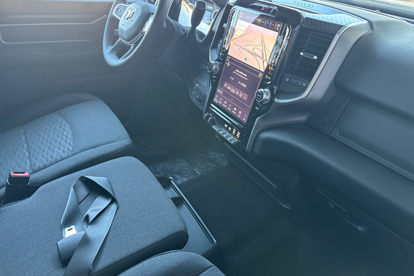 New 2027 RAM 3500 Big Horn AWD/4WD image 14