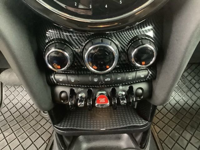 Used 2023 MINI Cooper 4-Door Hardtop image 33