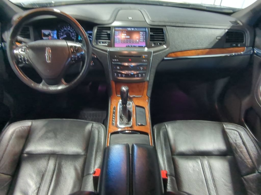 Used 2015 Lincoln MKS AWD w/ Equipment Group 201A image 18