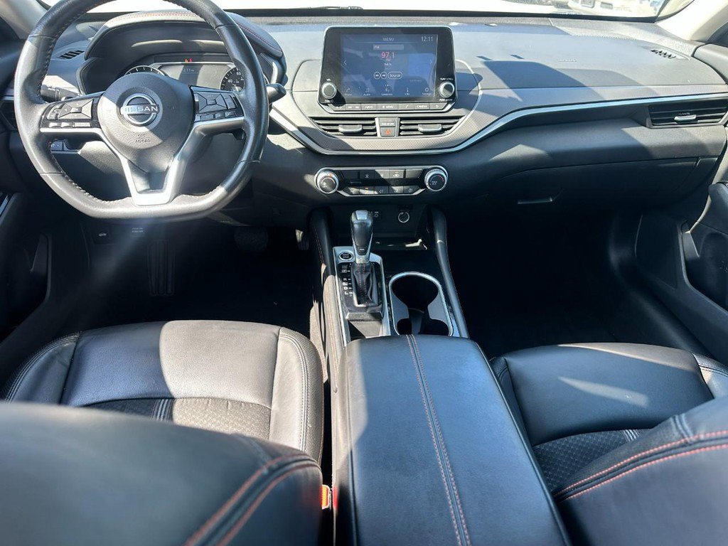 Used 2024 Nissan Altima 2.5 SR image 11