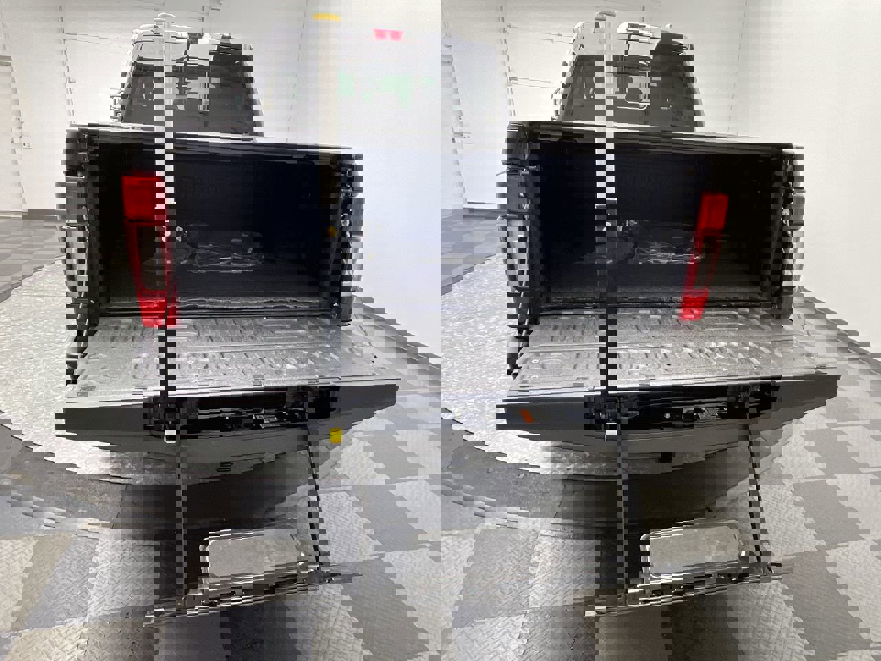 Used 2022 Ford F350 Limited image 37