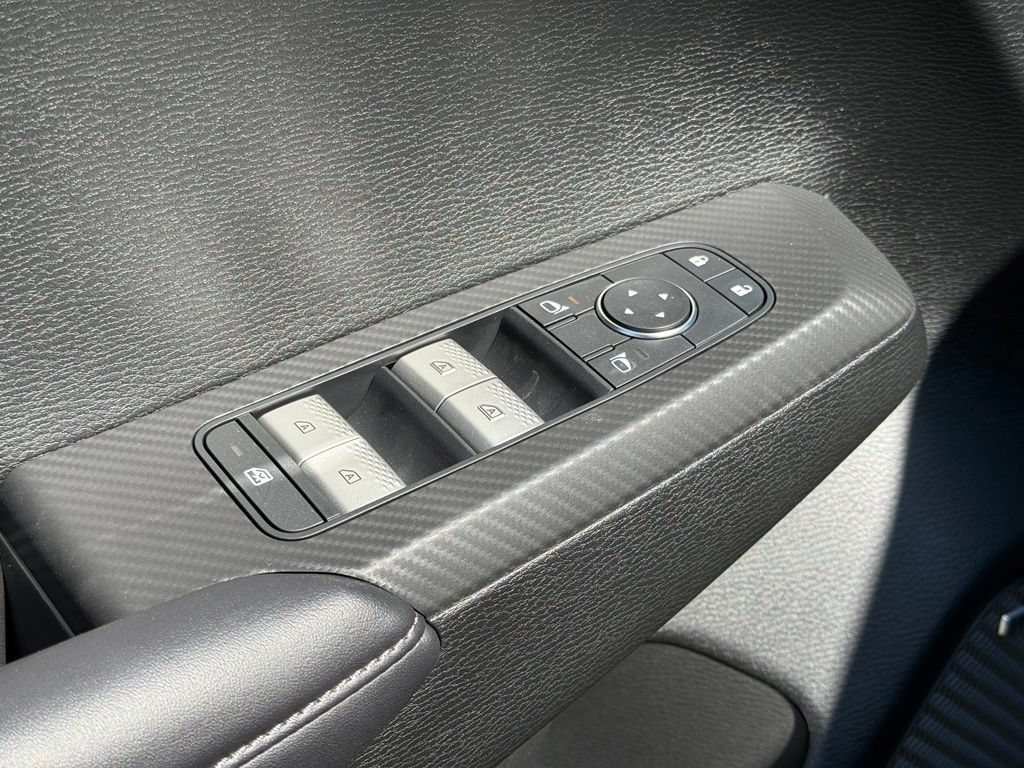 New 2026 Mitsubishi Outlander LE FWD image 36
