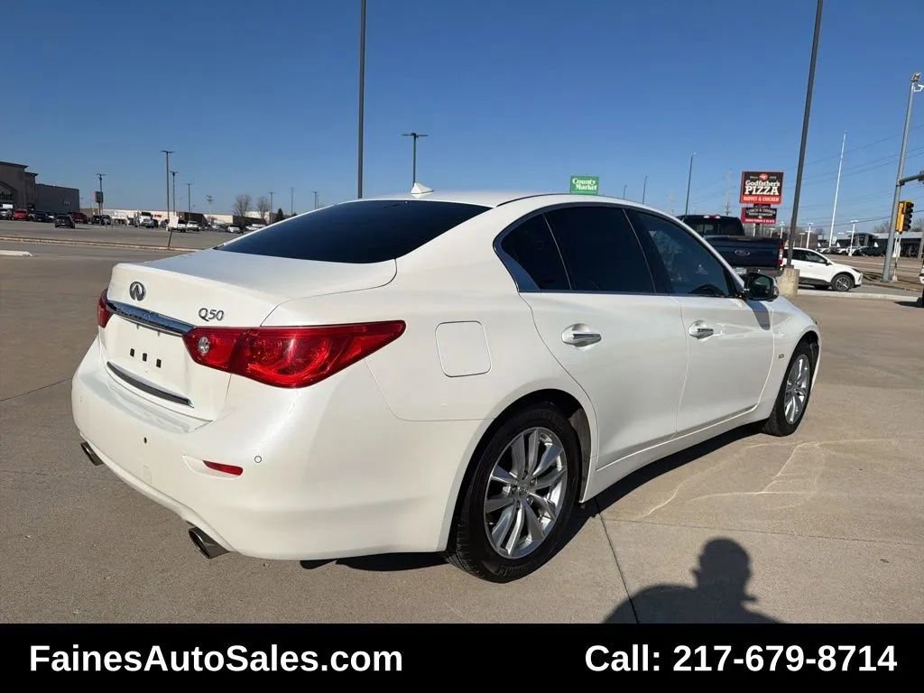 Used 2016 INFINITI Q50 Premium w/ Driver Assistance Package image 18