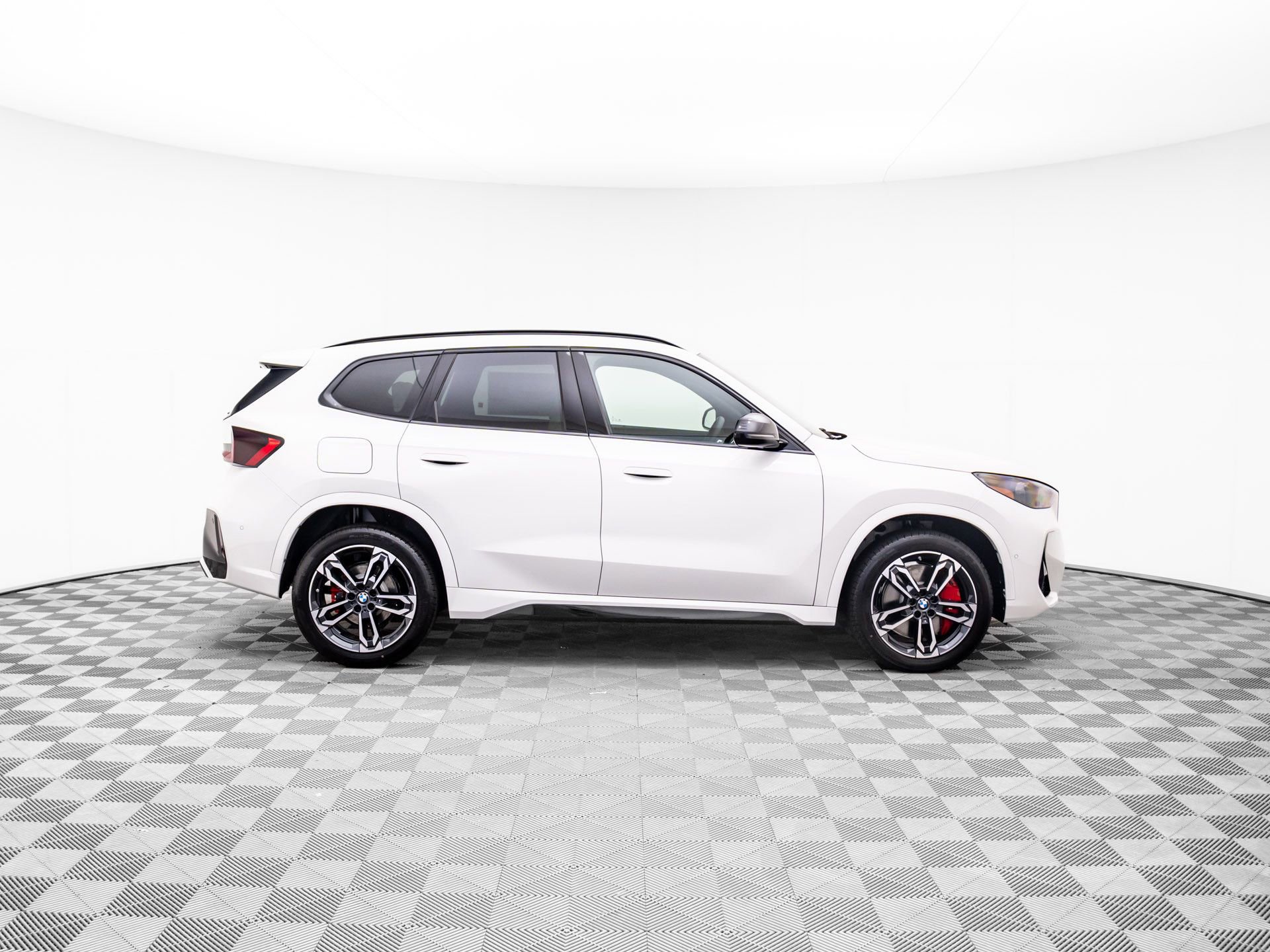 Certified 2026 BMW X1 xDrive28i image 7