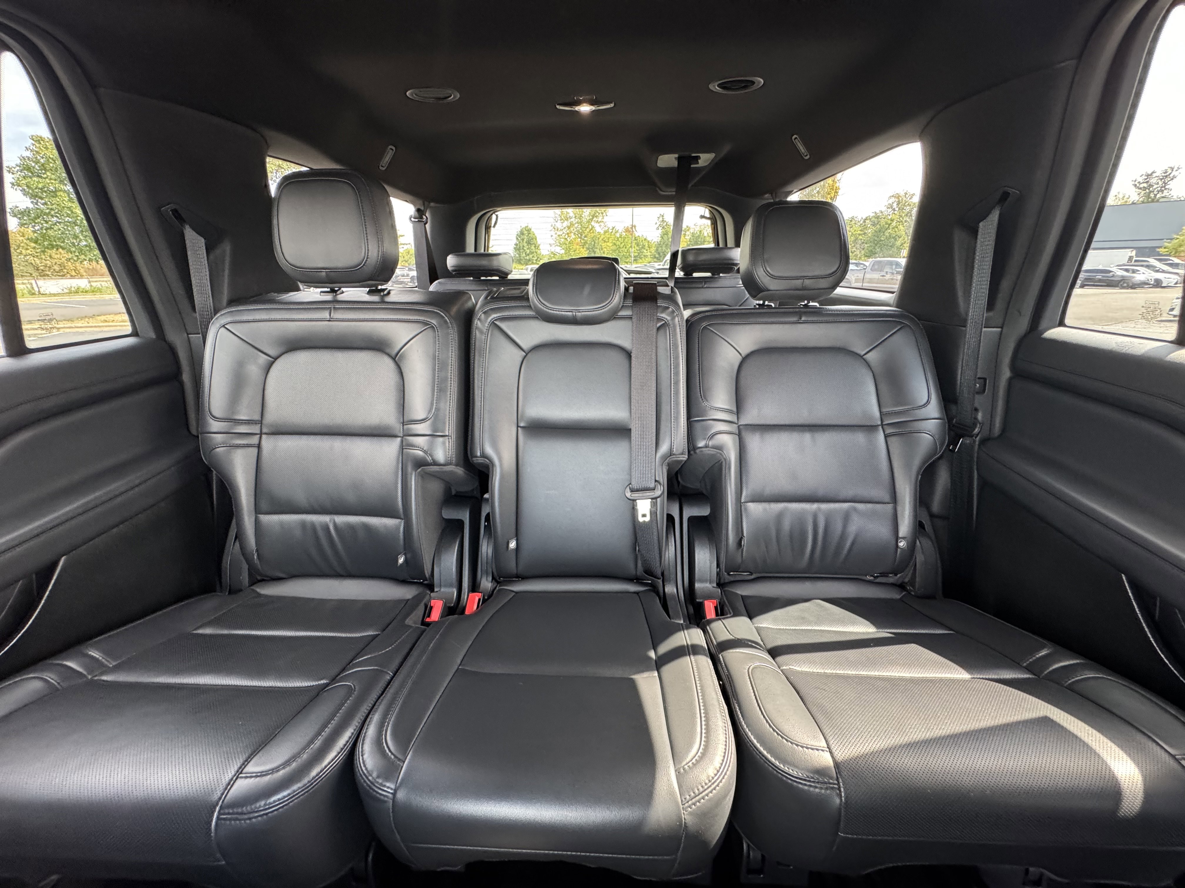 Used 2024 Lincoln Navigator L 4WD image 34