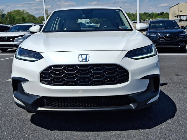 Certified 2023 Honda HR-V LX image 2