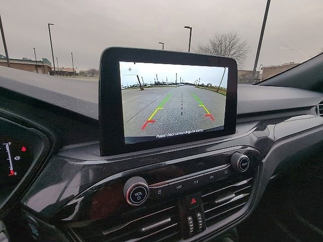 Used 2025 Ford Escape ST-Line image 25