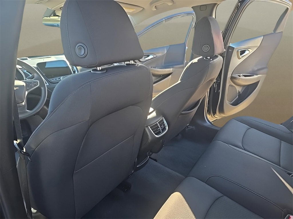 Used 2023 Chevrolet Malibu LT w/ Driver Confidence Package image 14