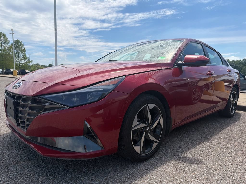 Used 2023 Hyundai Elantra Limited FWD image 1
