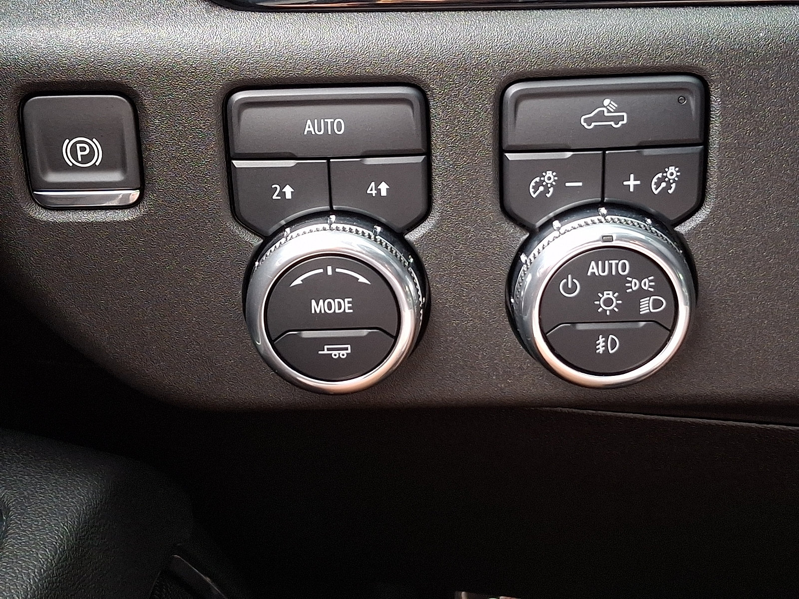 Used 2025 GMC Sierra 1500 Elevation AWD/4WD image 23