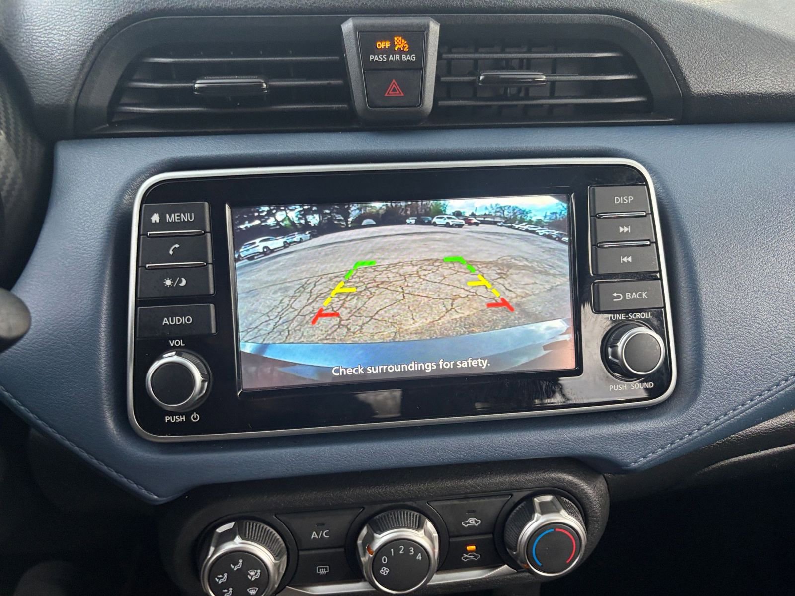 Used 2025 Nissan Versa SV image 22