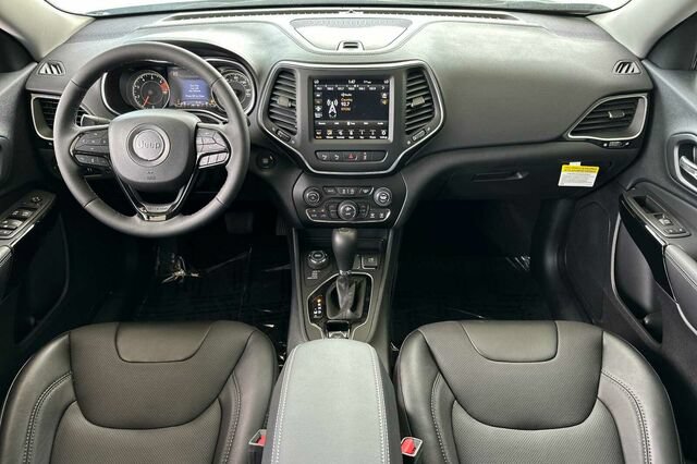 New 2023 Jeep Cherokee Altitude Lux AWD/4WD image 13