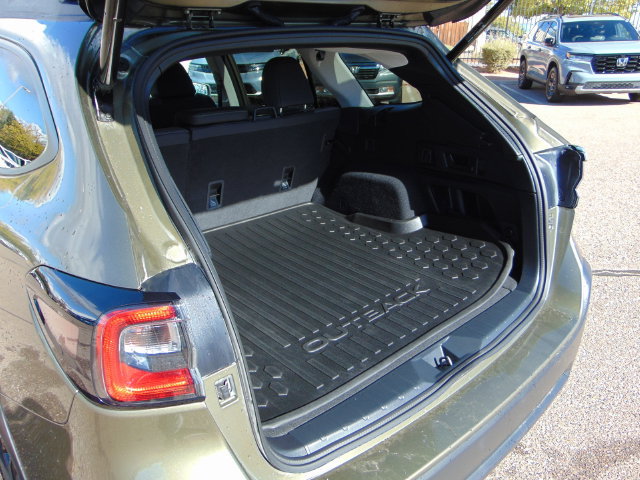 Certified 2024 Subaru Outback Onyx Edition AWD/4WD image 25