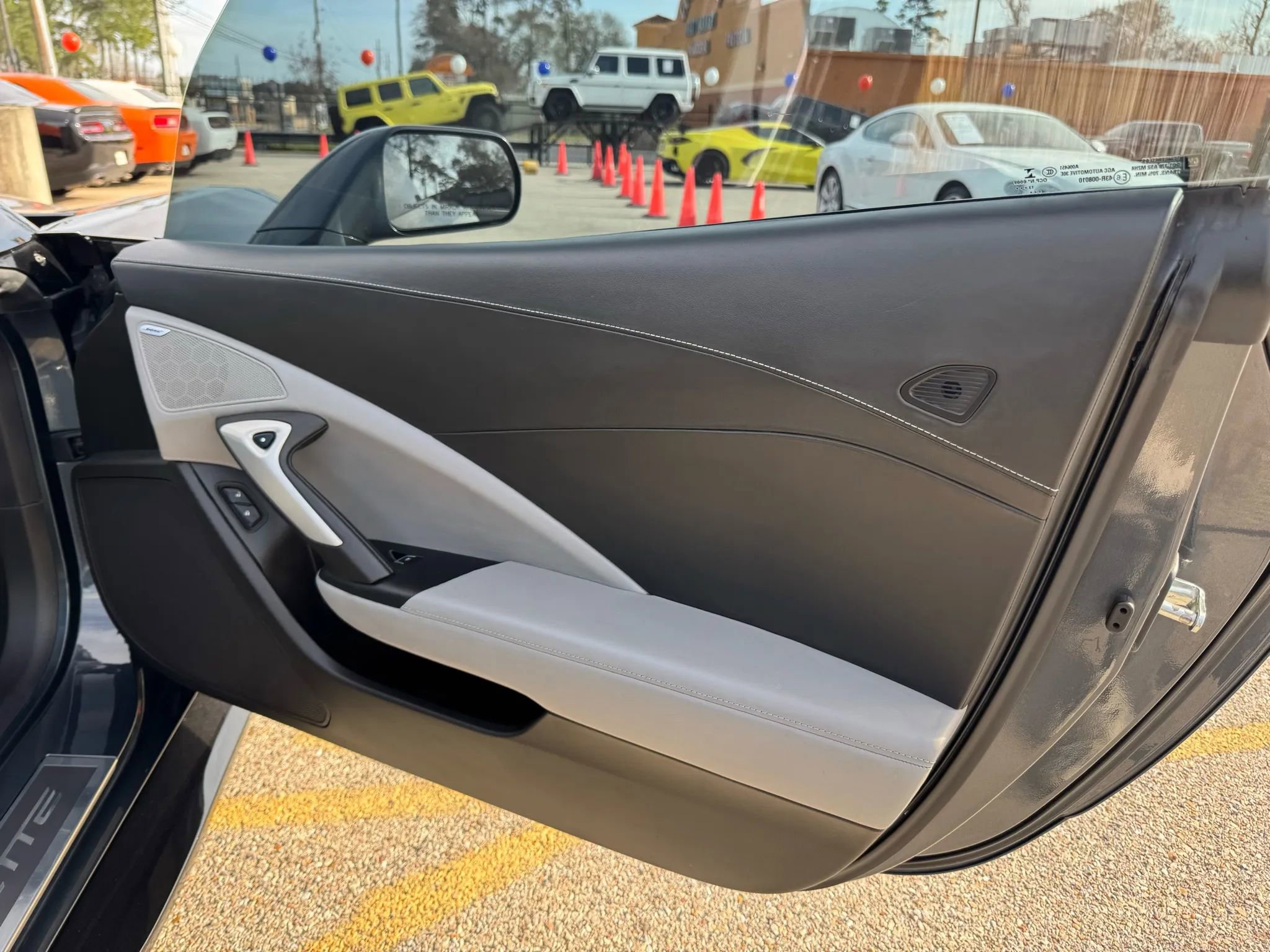 Used 2014 Chevrolet Corvette Stingray Coupe w/ 3LT Preferred Equipment Group image 17