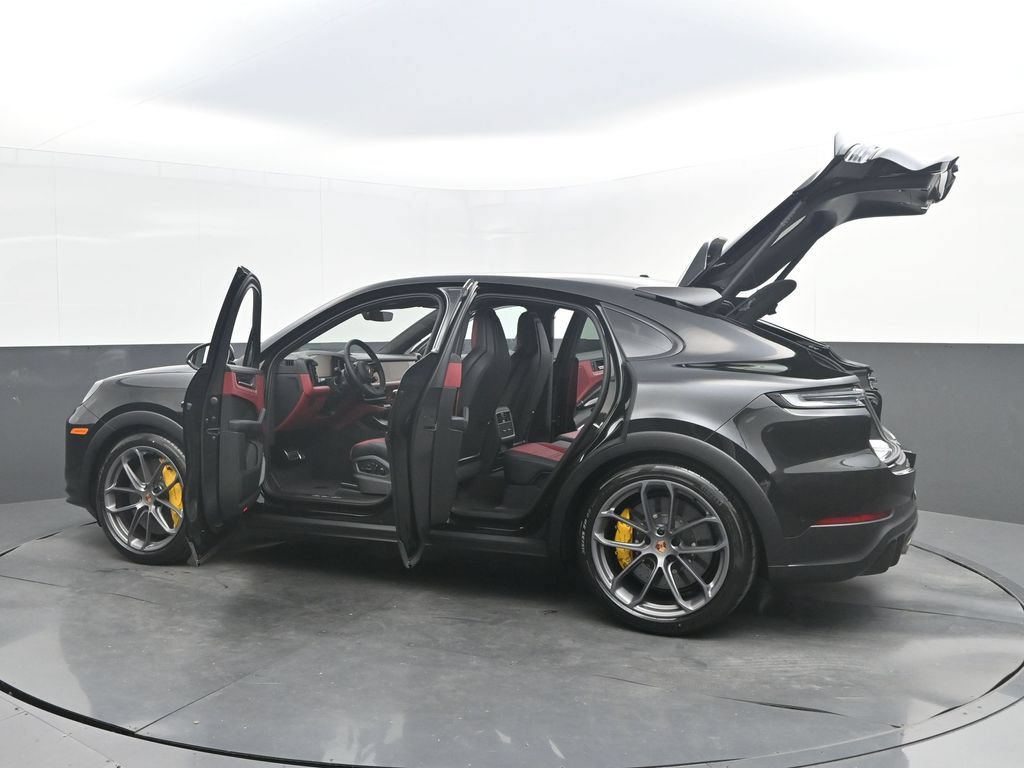 New 2026 Porsche Cayenne Turbo GT AWD/4WD image 47