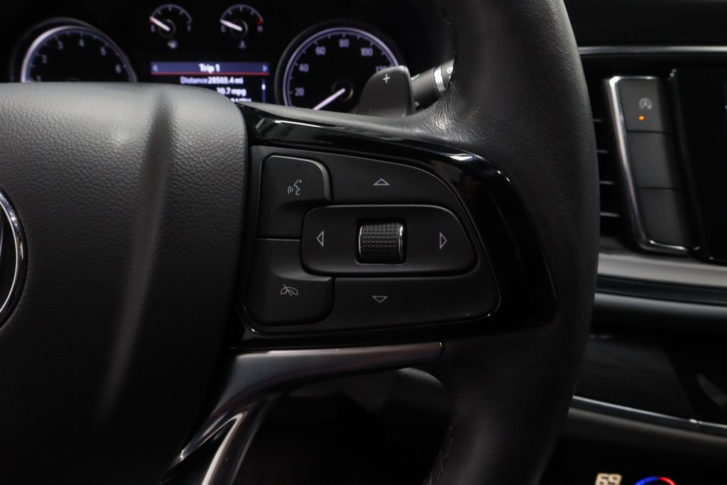 Used 2023 Buick Enclave Essence FWD image 29