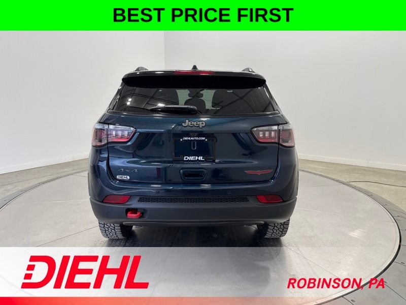 New 2026 Jeep Compass Trailhawk w/ Sun, Sound & Navigation Group AWD/4WD image 6