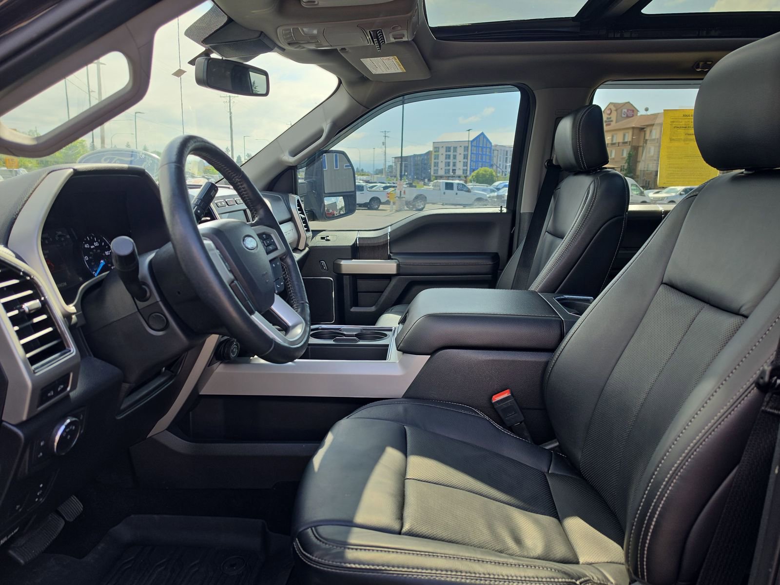 Used 2020 Ford F350 Lariat w/ Lariat Ultimate Package AWD/4WD image 10