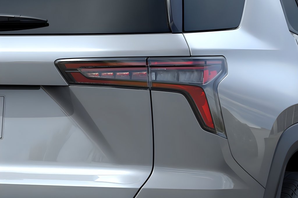 New 2027 Chevrolet Equinox LT w/ Midnight Edition FWD image 13