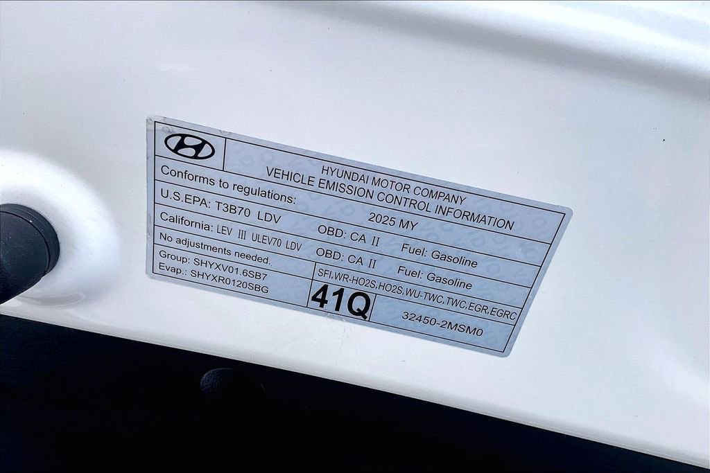 Used 2025 Hyundai Venue SEL FWD image 34