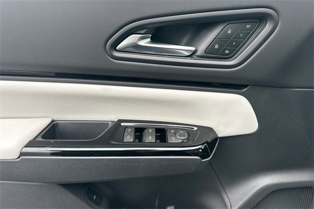 New 2026 Honda Prologue Touring image 3