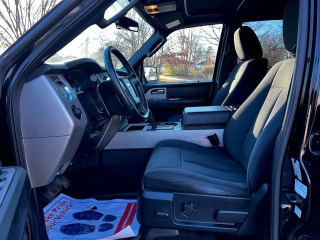 Used 2017 Ford Expedition XLT RWD image 13