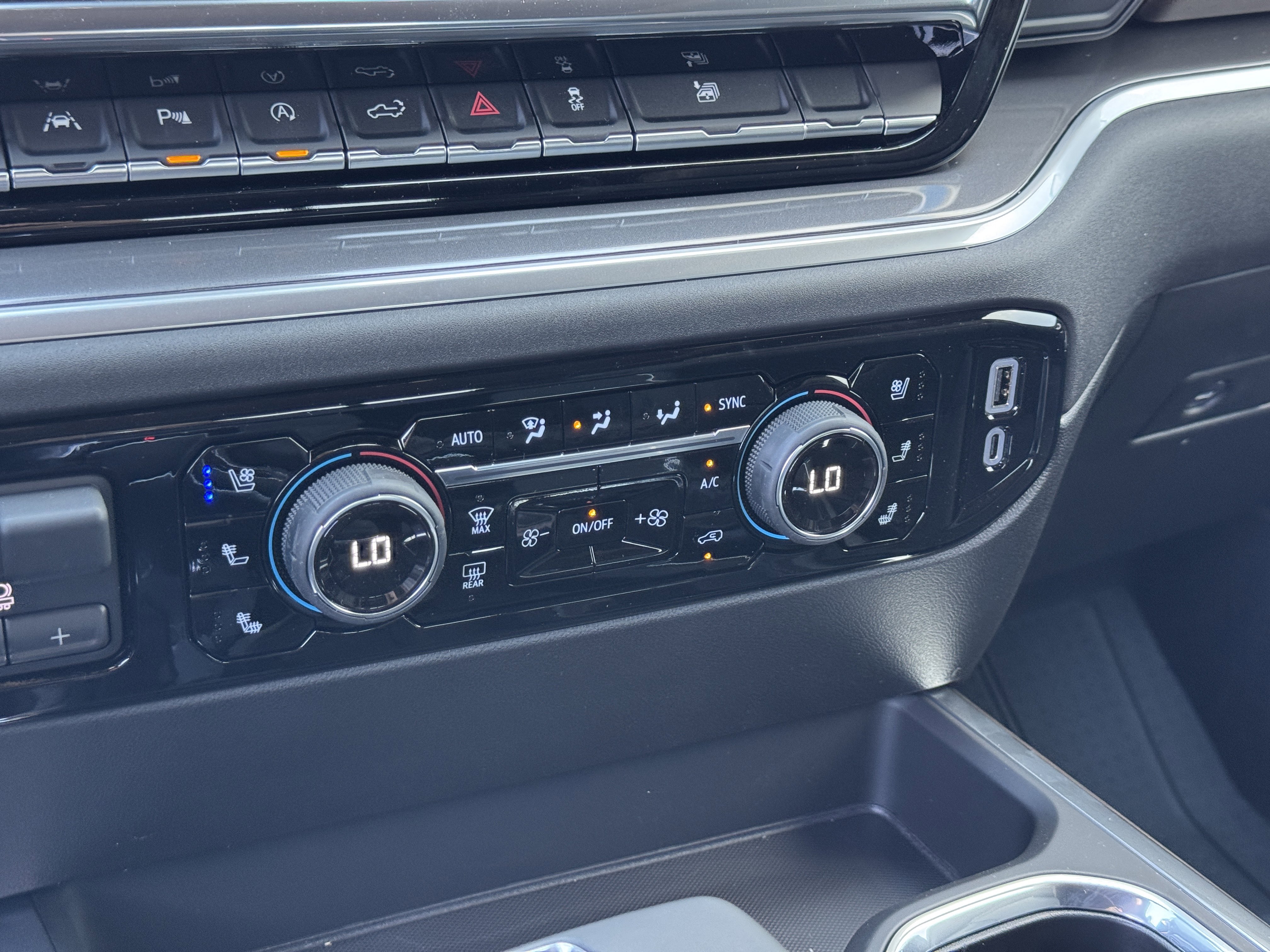 New 2026 Chevrolet Silverado 1500 High Country image 28