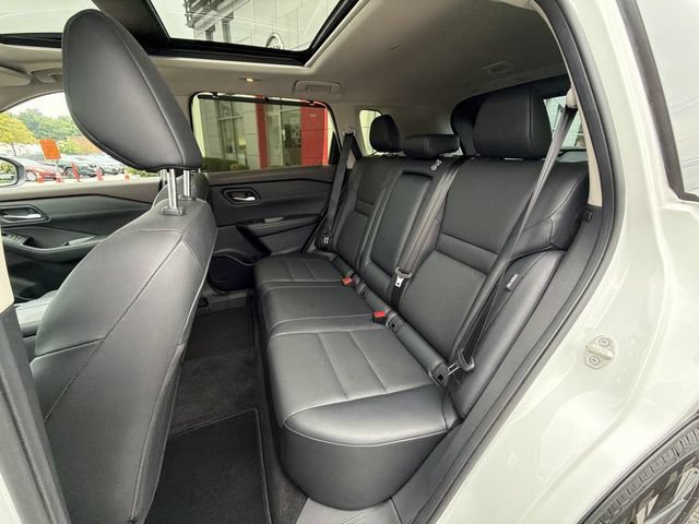 Certified 2023 Nissan Rogue SV w/ SV Premium B Package AWD/4WD image 23