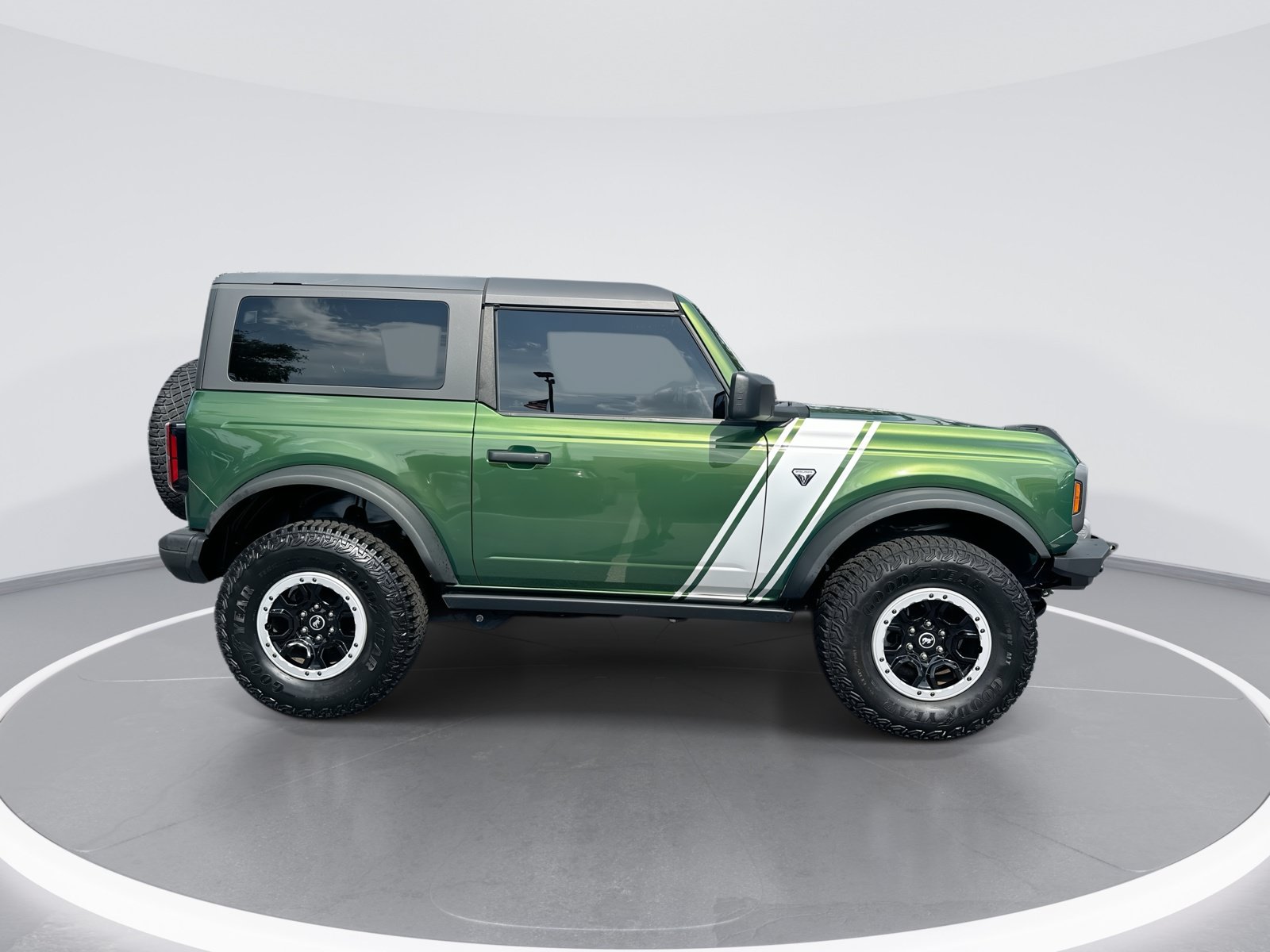 Used 2022 Ford Bronco Badlands w/ Sasquatch Package AWD/4WD image 10