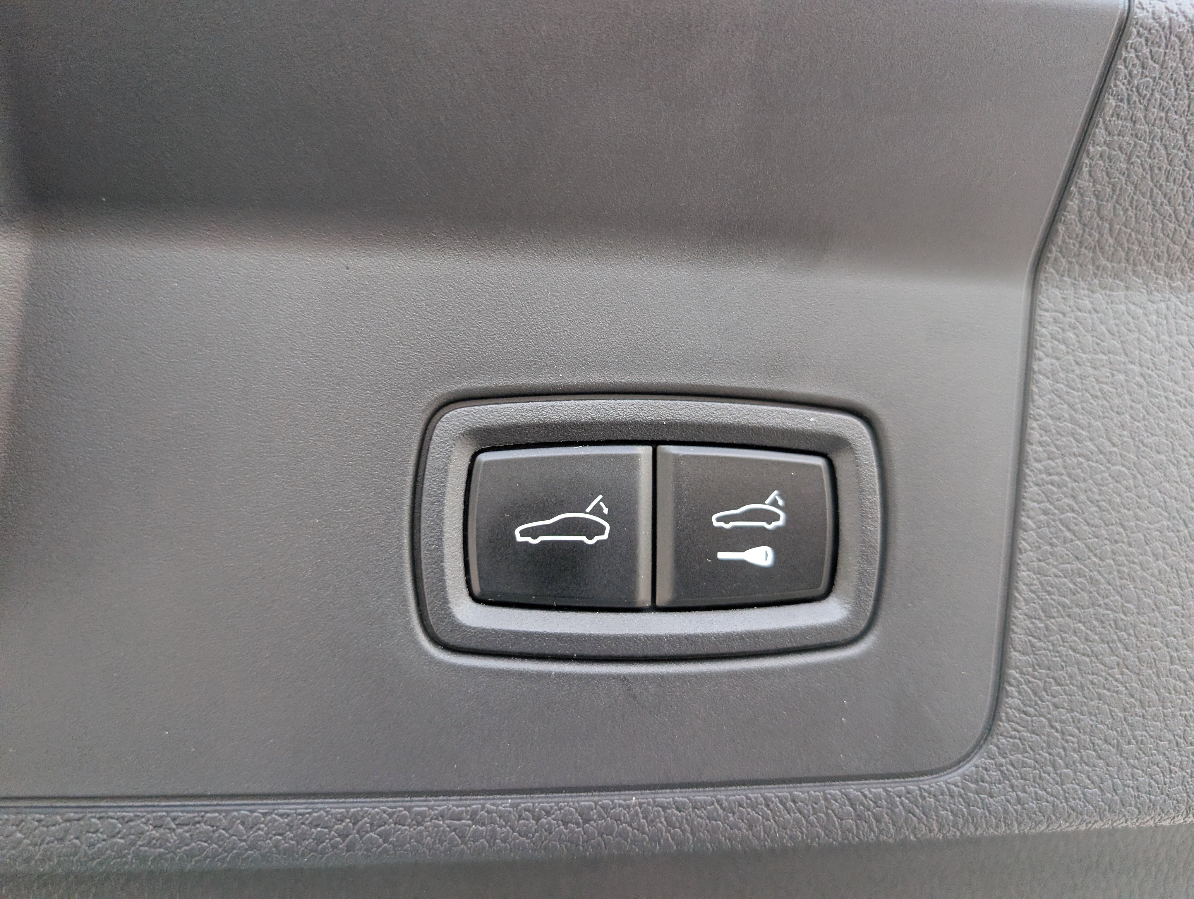 Certified 2025 Porsche Panamera 4 image 27