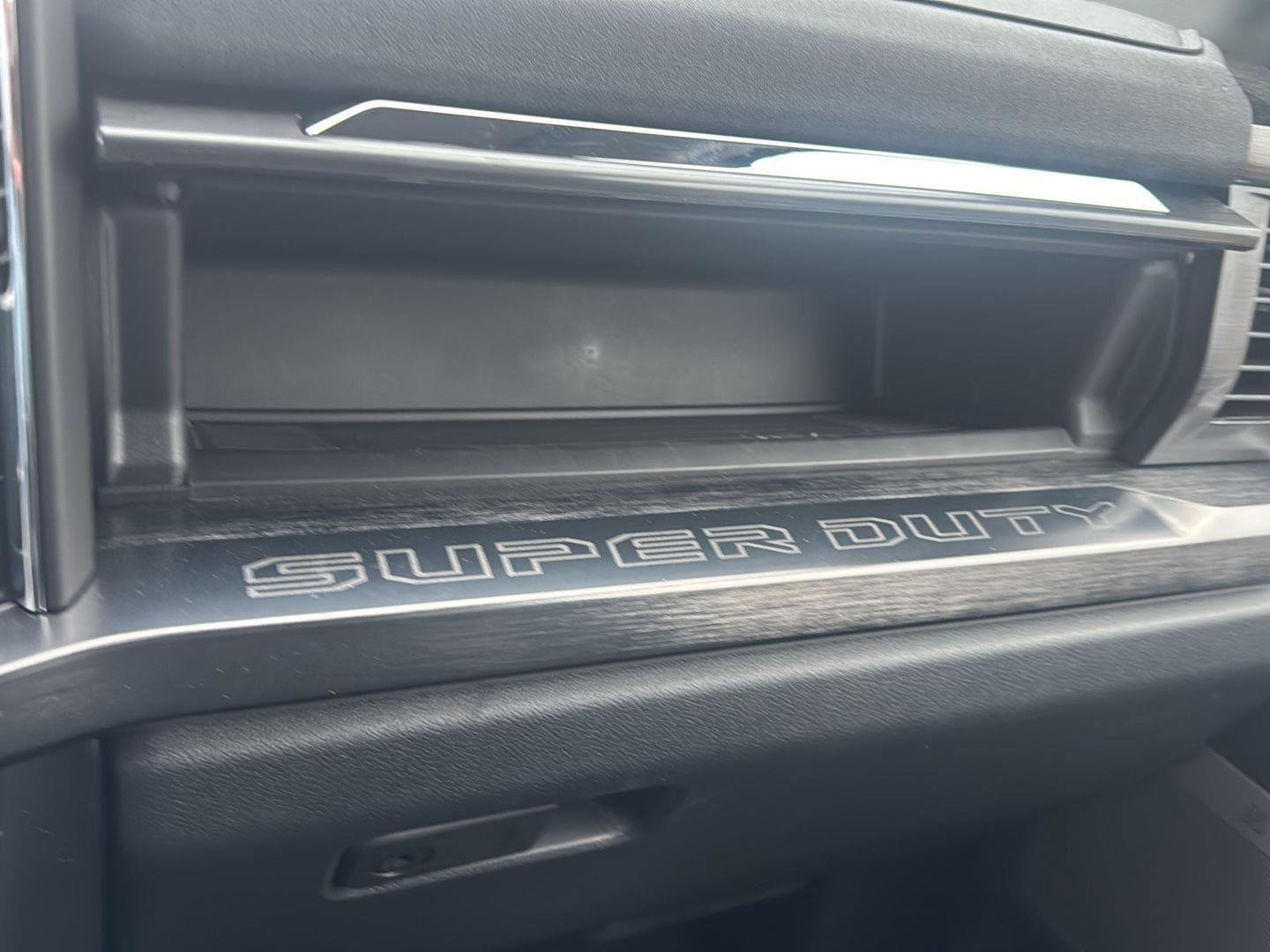 Certified 2025 Ford F350 Lariat w/ Chrome Package AWD/4WD image 15