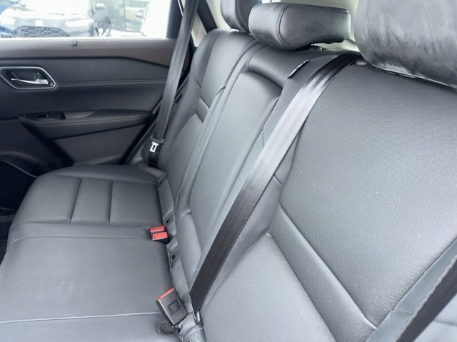 Used 2021 Nissan Rogue SV w/ Premium Package image 8