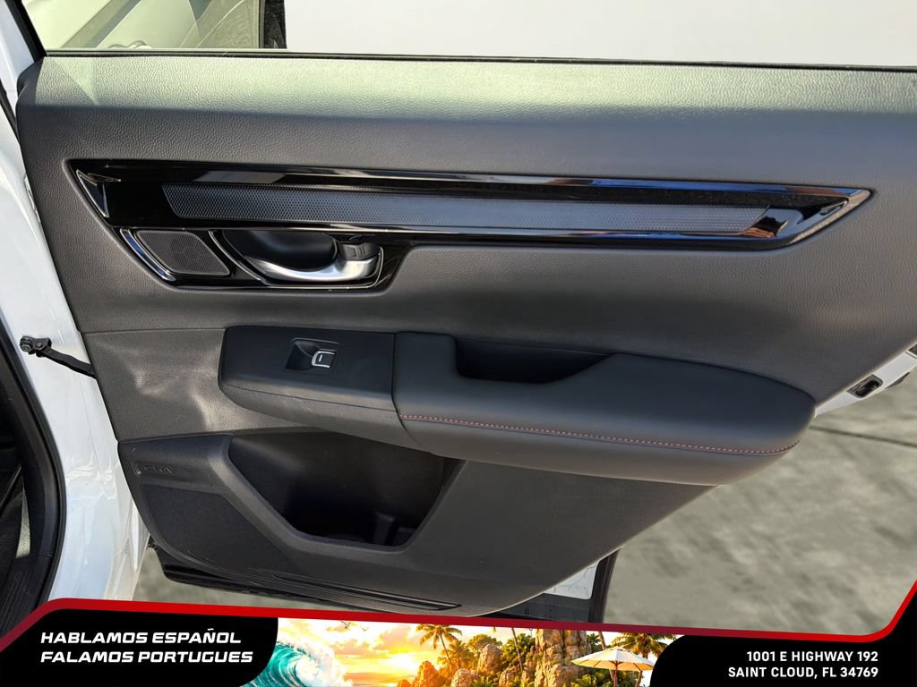 Used 2025 Honda CR-V Sport Touring image 27