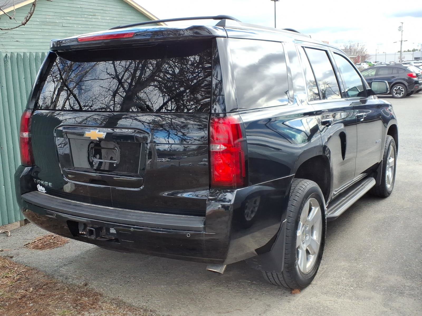 Used 2016 Chevrolet Tahoe LT image 4