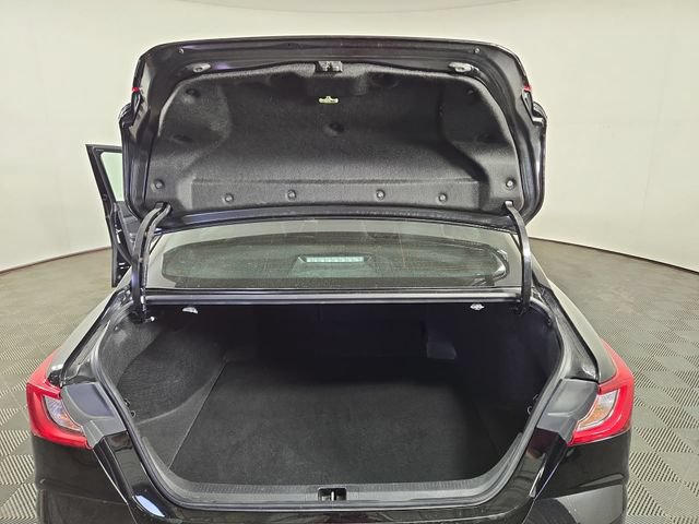 Used 2025 Toyota Camry SE FWD image 30